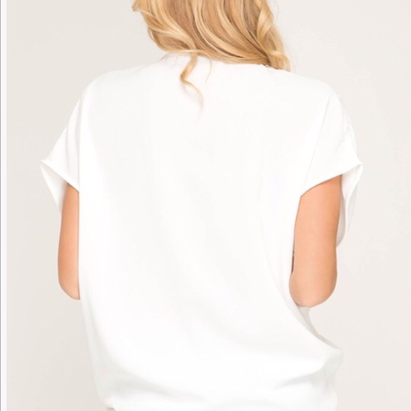 🆕 💐LILLY// Drop Shoulder with Front Tie - Picture 2 of 5